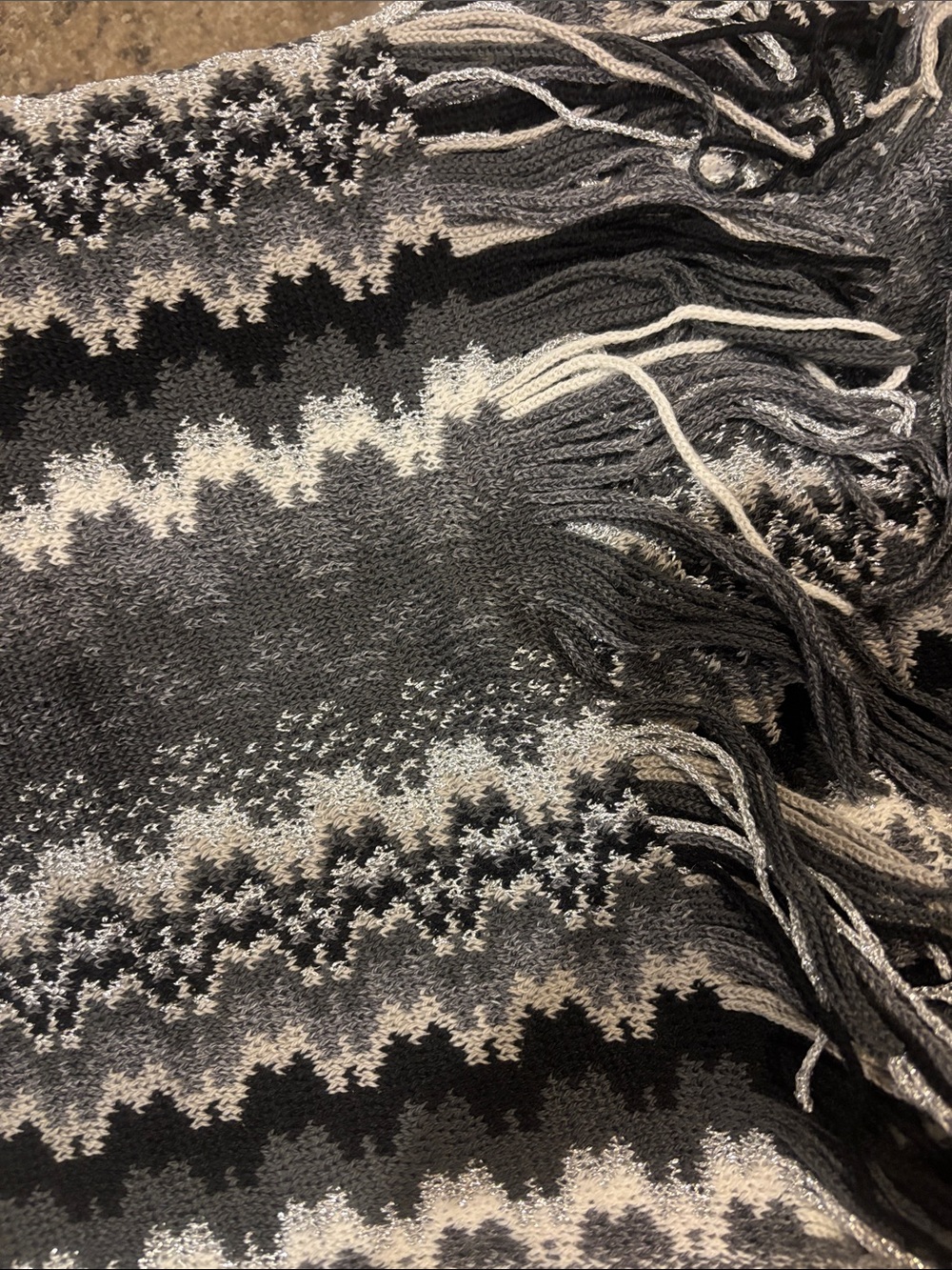 Missoni Scarf BNWT🖤 - Picture 9 of 9